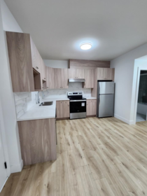 Hallway Photo of 16737 15a Avenue, Surrey, BC