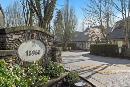 56 15968 82 Avenue, Surrey, BC, Surrey — Townhouse for sale
