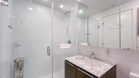 Primary Bedroom Photo of 1302 5233 Gilbert Road, Richmond, BC