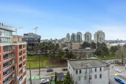 Breakfast Nook Photo of 806 718 Main Street, Vancouver, BC