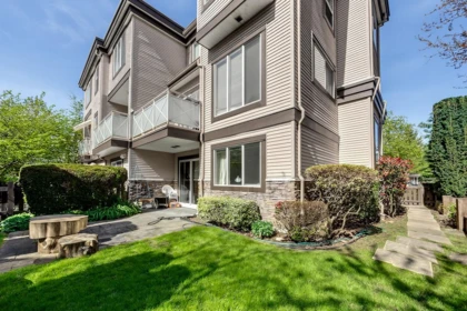 Swimming Pool Photo of 15 15133 29a Avenue, Surrey, BC