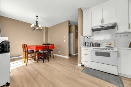 Walk-In Closet Photo of 15 15133 29a Avenue, Surrey, BC