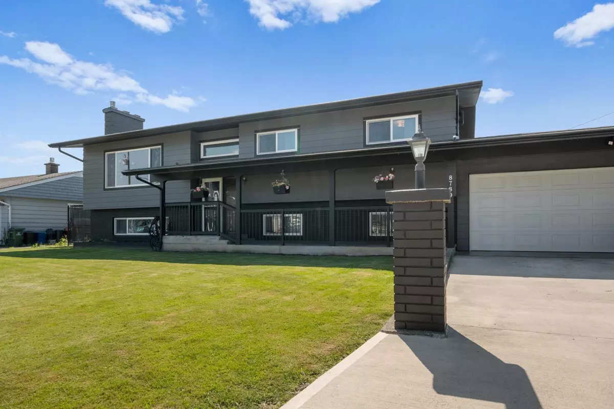Living Room Photo of 8789 Butchart Street, Chilliwack, BC