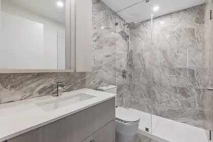 Primary Bathroom Photo of 302 6468 Willingdon Avenue, Burnaby, BC