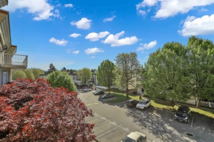 Basement Recreation Room Photo of 336 32830 George Ferguson Way, Abbotsford, BC