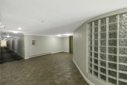 Entry Foyer Photo of 336 32830 George Ferguson Way, Abbotsford, BC