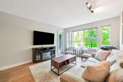 Breakfast Nook Photo of 111 2958 Silver Springs Boulevard, Coquitlam, BC