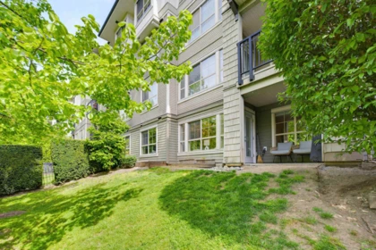 Hallway Photo of 111 2958 Silver Springs Boulevard, Coquitlam, BC