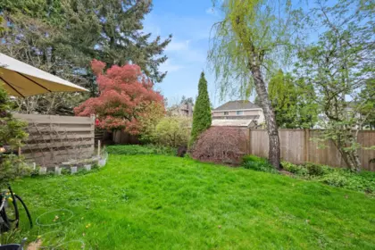 Staircase Photo of 48 11160 Kingsgrove Avenue, Richmond, BC
