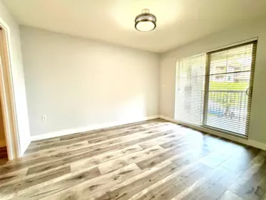 Walk-In Closet Photo of 214 45555 Yale Road, Chilliwack, BC