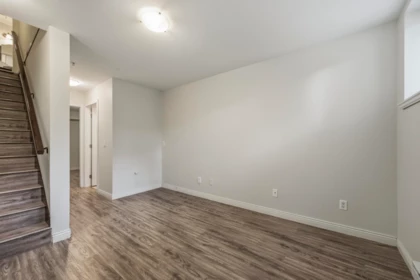 Hallway Photo of 1737 Frances Street, Vancouver, BC