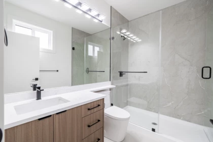 Mudroom Photo of 3 5953 Winch Street, Burnaby, BC
