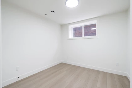 Powder Room Photo of 3 5953 Winch Street, Burnaby, BC
