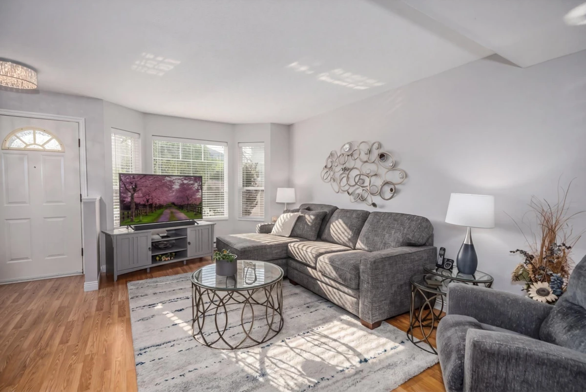 Living Room Photo of 17 11588 232 Street, Maple Ridge, BC