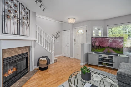 Breakfast Nook Photo of 17 11588 232 Street, Maple Ridge, BC