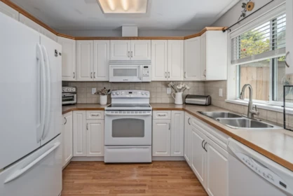 Walk-In Closet Photo of 17 11588 232 Street, Maple Ridge, BC