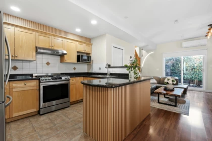 12 11331 Cambie Road, Richmond, BC, Richmond — Townhouse for sale