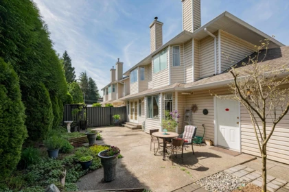 Outdoor Kitchen Photo of 6 11848 Laity Street, Maple Ridge, BC