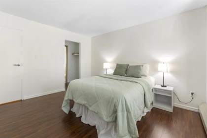 Bedroom 4 Photo of 302 14925 100 Avenue, Surrey, BC