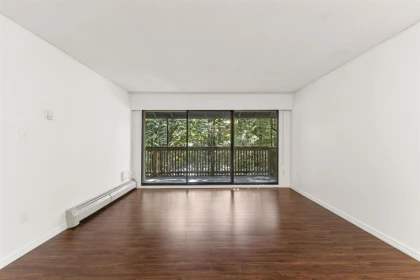 302 14925 100 Avenue, Surrey, BC, Surrey — Apartment/Condo for sale