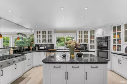 Breakfast Nook Photo of 14042 28 Avenue, Surrey, BC
