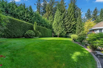Front Yard Photo of 14042 28 Avenue, Surrey, BC