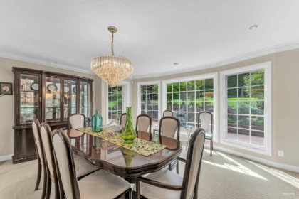 Kitchen Island Photo of 14042 28 Avenue, Surrey, BC