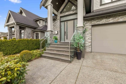 15689 106a Avenue, Surrey, BC, Surrey — Single Family Residence for sale