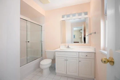 Guest Bathroom Photo of 2933 Waterloo Street, Vancouver, BC