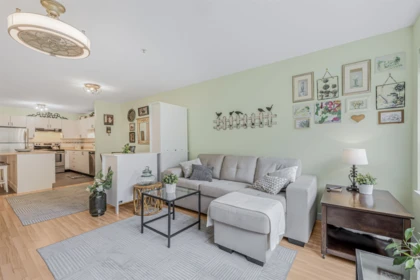 102 9668 148 Street, Surrey, BC, Surrey — Apartment/Condo for sale