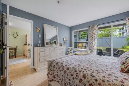 Powder Room Photo of 102 9668 148 Street, Surrey, BC