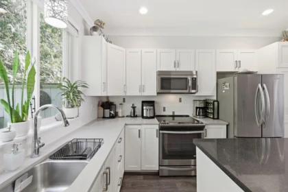 Breakfast Nook Photo of 56 5858 142 Street, Surrey, BC