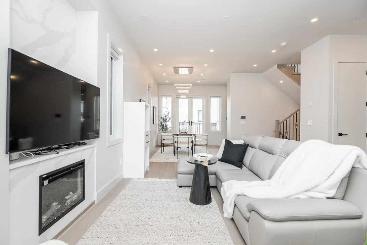 Family Room Photo of 48 E 57th Avenue, Vancouver, BC