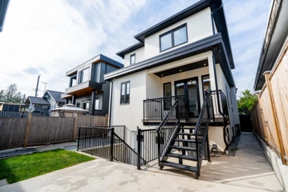 Garden / Landscaping Photo of 48 E 57th Avenue, Vancouver, BC