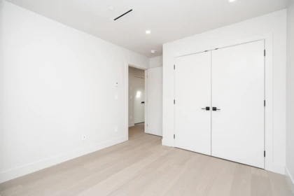 Hallway Photo of 48 E 57th Avenue, Vancouver, BC