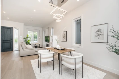 Kitchen Island Photo of 48 E 57th Avenue, Vancouver, BC