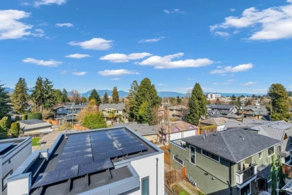 1 1177 W 33rd Avenue, Vancouver, BC, Vancouver — Half Duplex for sale