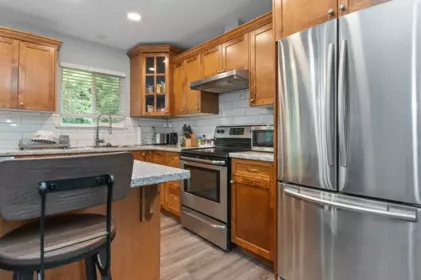 Breakfast Nook Photo of 21111 Lakeview Crescent, Hope, BC