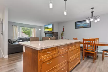 Kitchen Island Photo of 21111 Lakeview Crescent, Hope, BC