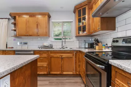 Pantry Photo of 21111 Lakeview Crescent, Hope, BC