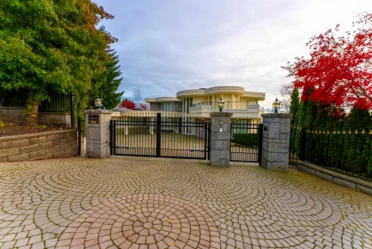 Primary Bedroom Photo of 1409 Chartwell Drive, West Vancouver, BC