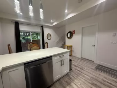 Kitchen Photo of 11 750 Hot Springs Road, Harrison Hot Springs, BC