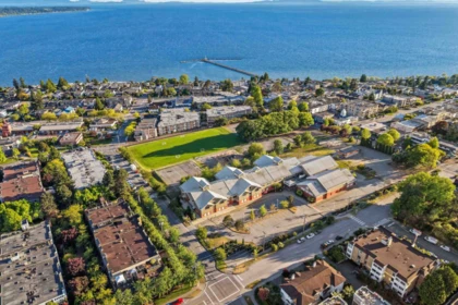 Aerial View of 306 1526 George Street, White Rock, BC