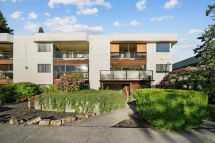 Swimming Pool Photo of 306 1526 George Street, White Rock, BC