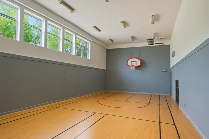 Basement Recreation Room Photo of 424 801 Klahanie Drive, Port Moody, BC