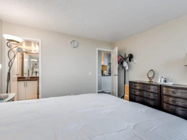 Bedroom 4 Photo of 2002 3970 Carrigan Court, Burnaby, BC