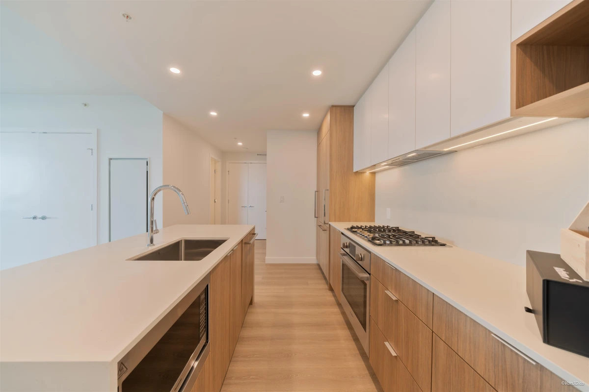 Dining Area Photo of 3108 6087 Wilson Avenue, Burnaby, BC