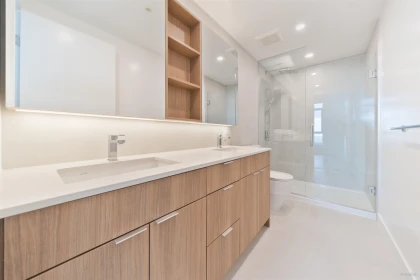 Entry Foyer Photo of 3108 6087 Wilson Avenue, Burnaby, BC