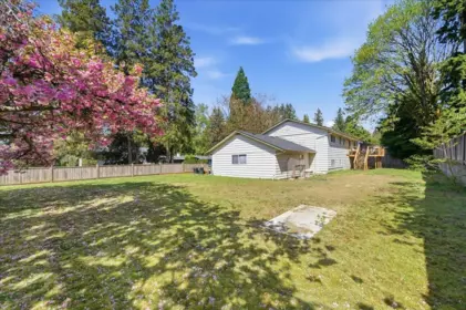 Swimming Pool Photo of 12014 208 Street, Maple Ridge, BC