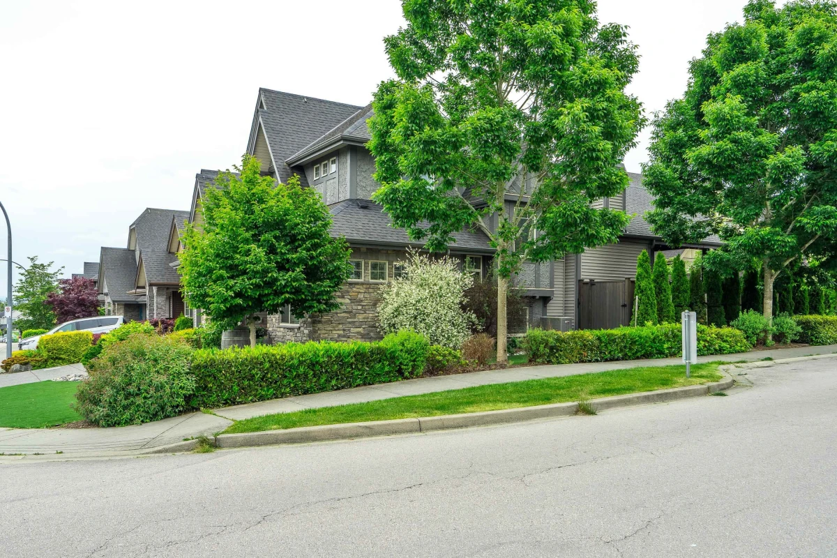 Living Room Photo of 21108 79a Avenue, Langley, BC